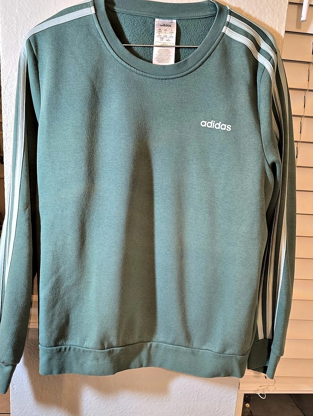 adidas Essentials 3-Stripes Fleece Sweatshirt Green Large